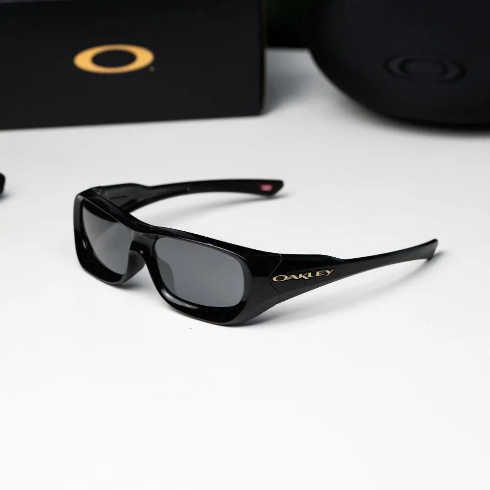 แว่น Oakley OO9494 949401