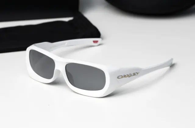 แว่น Oakley OO9494 949402