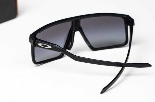 แว่น Oakley OO9285 928506 ขา