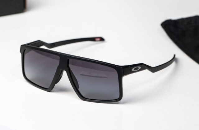 แว่น Oakley OO9285 928506