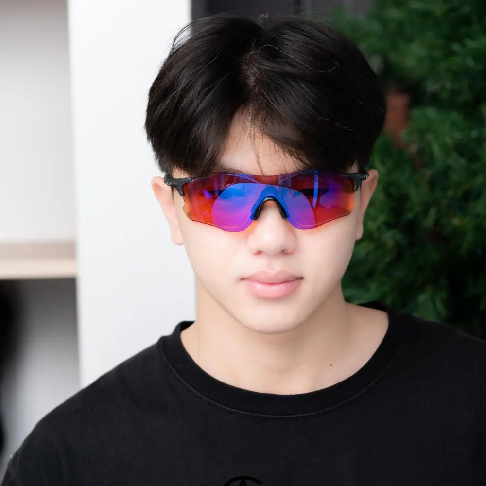 แว่น Oakley OO9313 931305 คนใส่