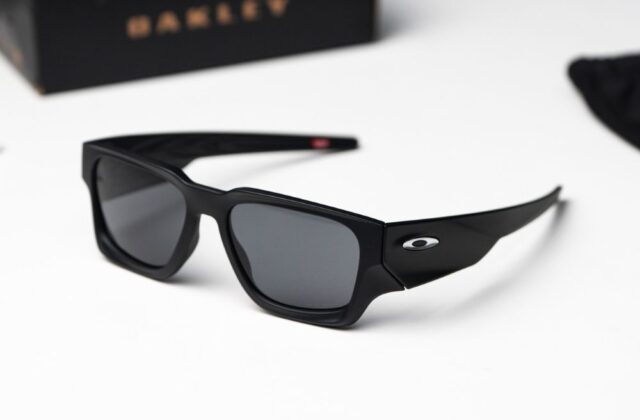 แว่น Oakley OO9514 951401
