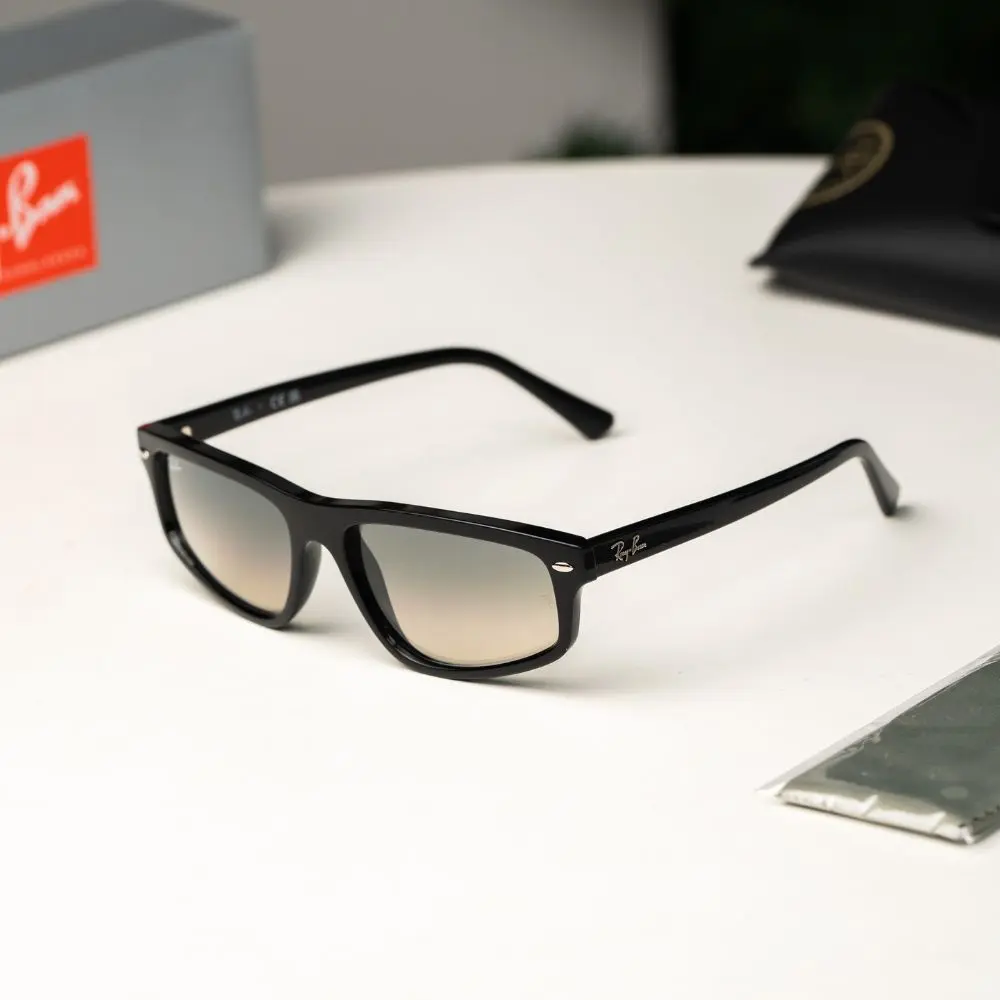 แว่น Ray-Ban RB2225 901/32