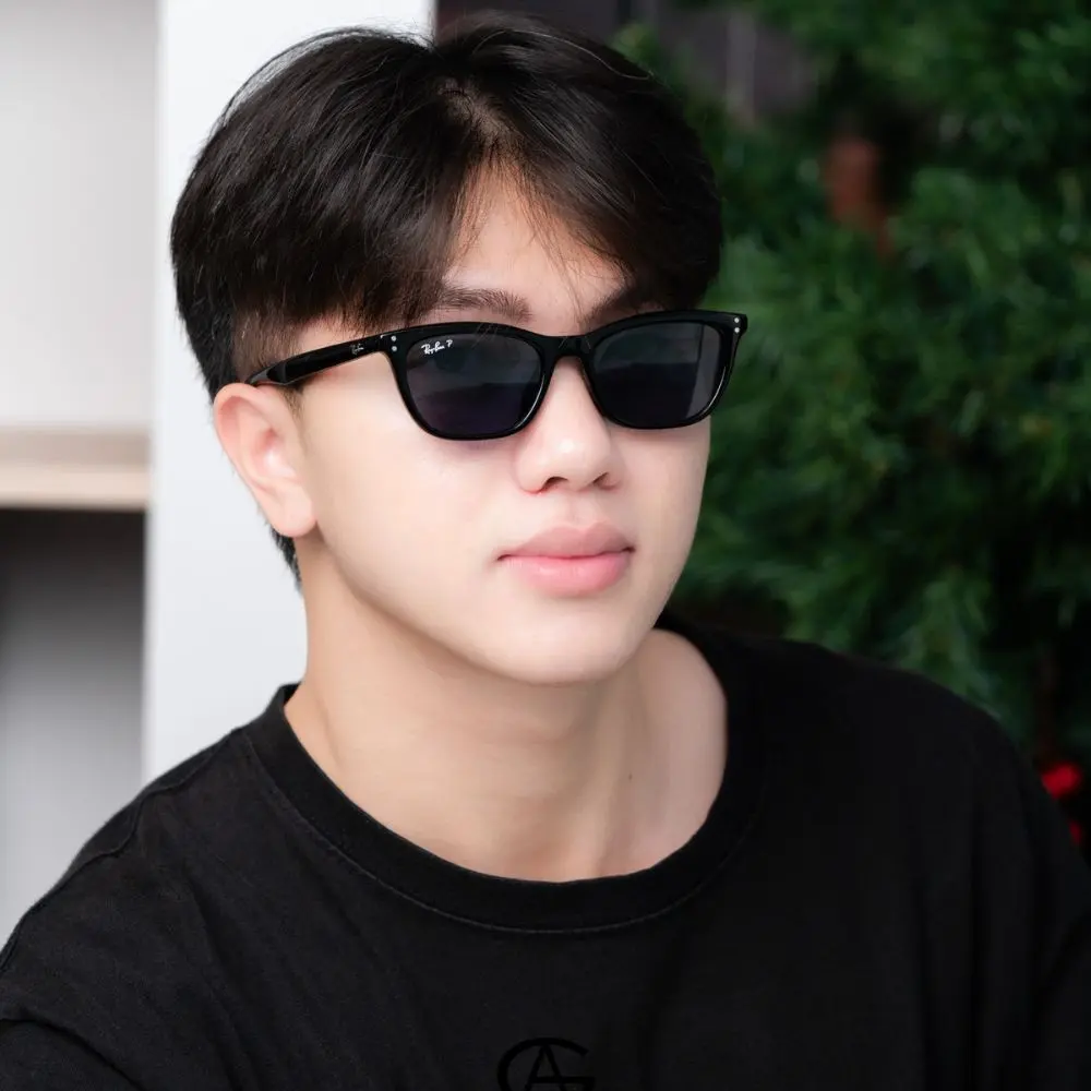 แว่น Ray-Ban RB4474D 901/2V คนใส่