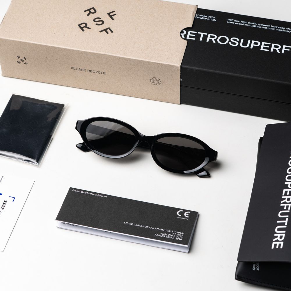 แว่น SUPER PAROLA BLACK หน้า