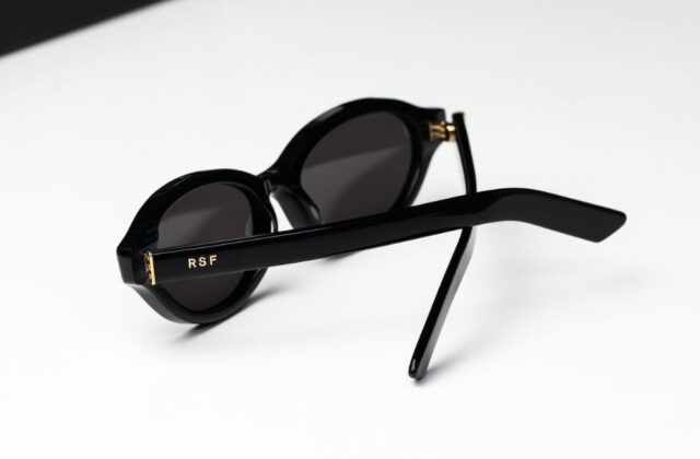 แว่น SUPER PAROLA BLACK ขา