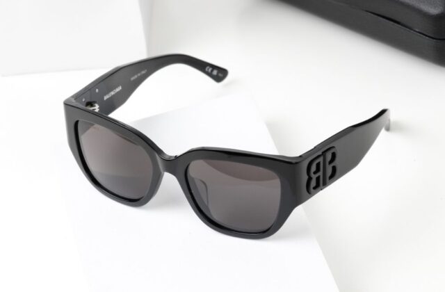 แว่น Balenciaga BB0323SK 001