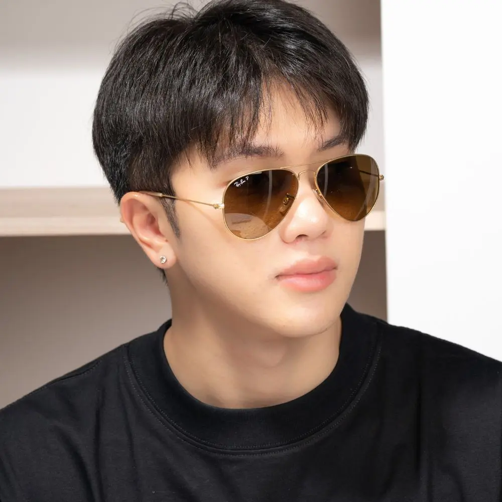 แว่น Ray-Ban RB3025 112/M2 คนใส่