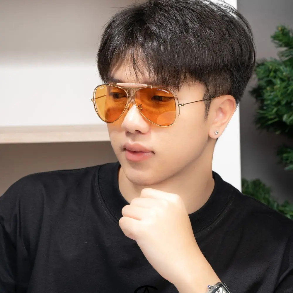 แว่น Ray-Ban RB3138M 001/7 คนใส่