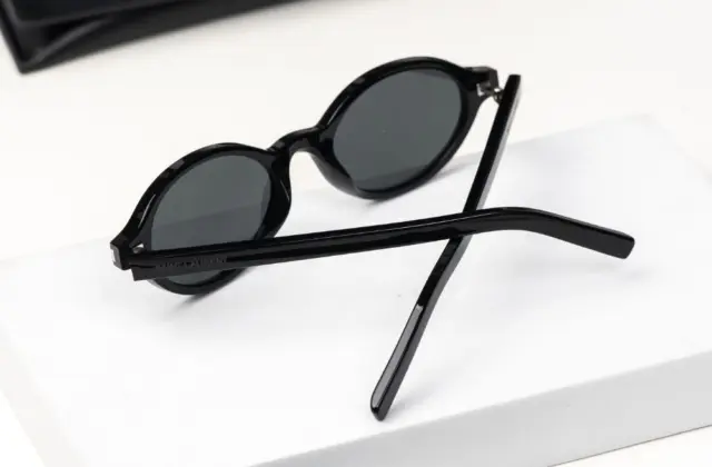 แว่น YSL 751 JEANNE 001 ขา