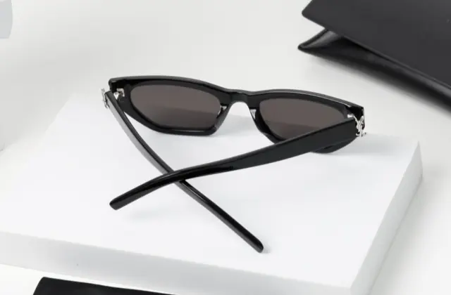 แว่น YSL M126 001 ขา