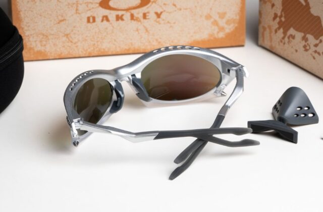 Oakley Plantaris OO9437 943713 ขา