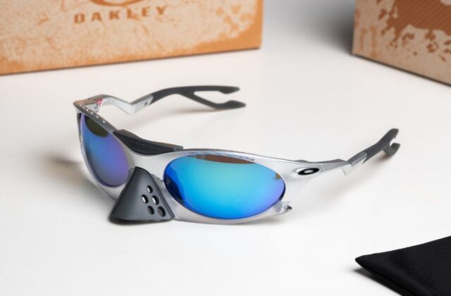 Oakley Plantaris OO9437 943713