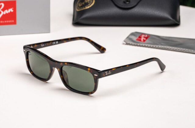 แว่น Ray-Ban RB2224F 710/31