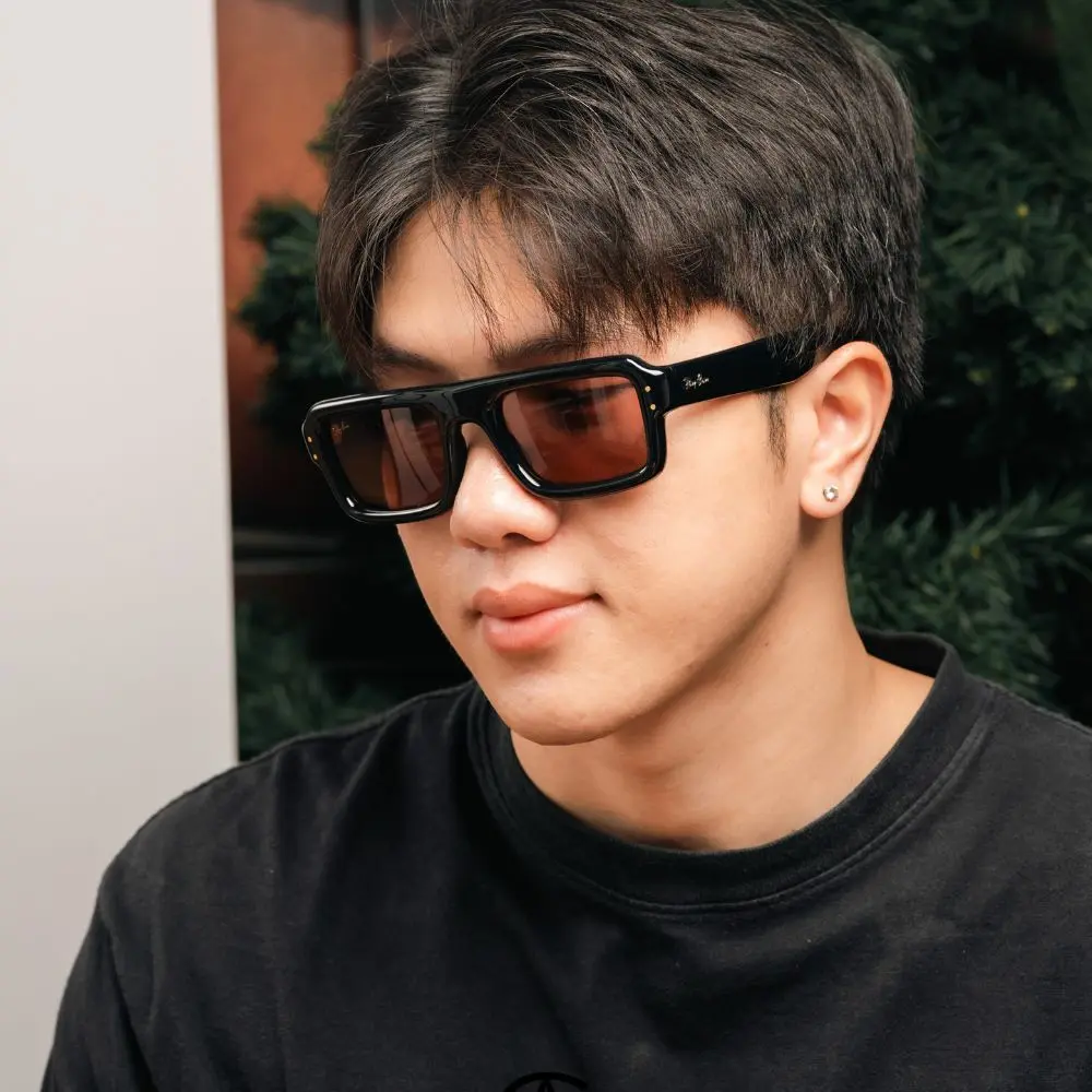 แว่น Ray-Ban RB4954 601/69 คนใส่