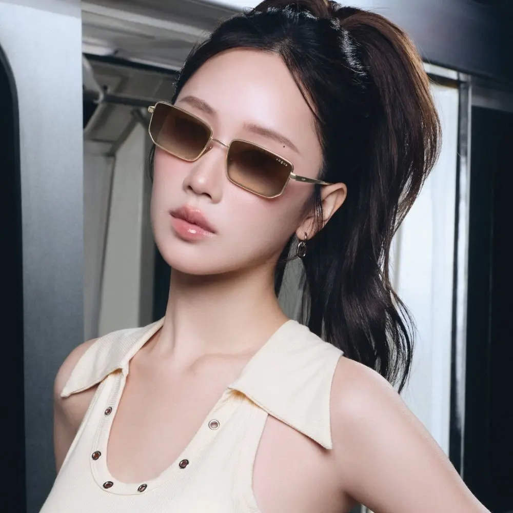 แว่น Vogue VO4352S 848/13 คนใส่